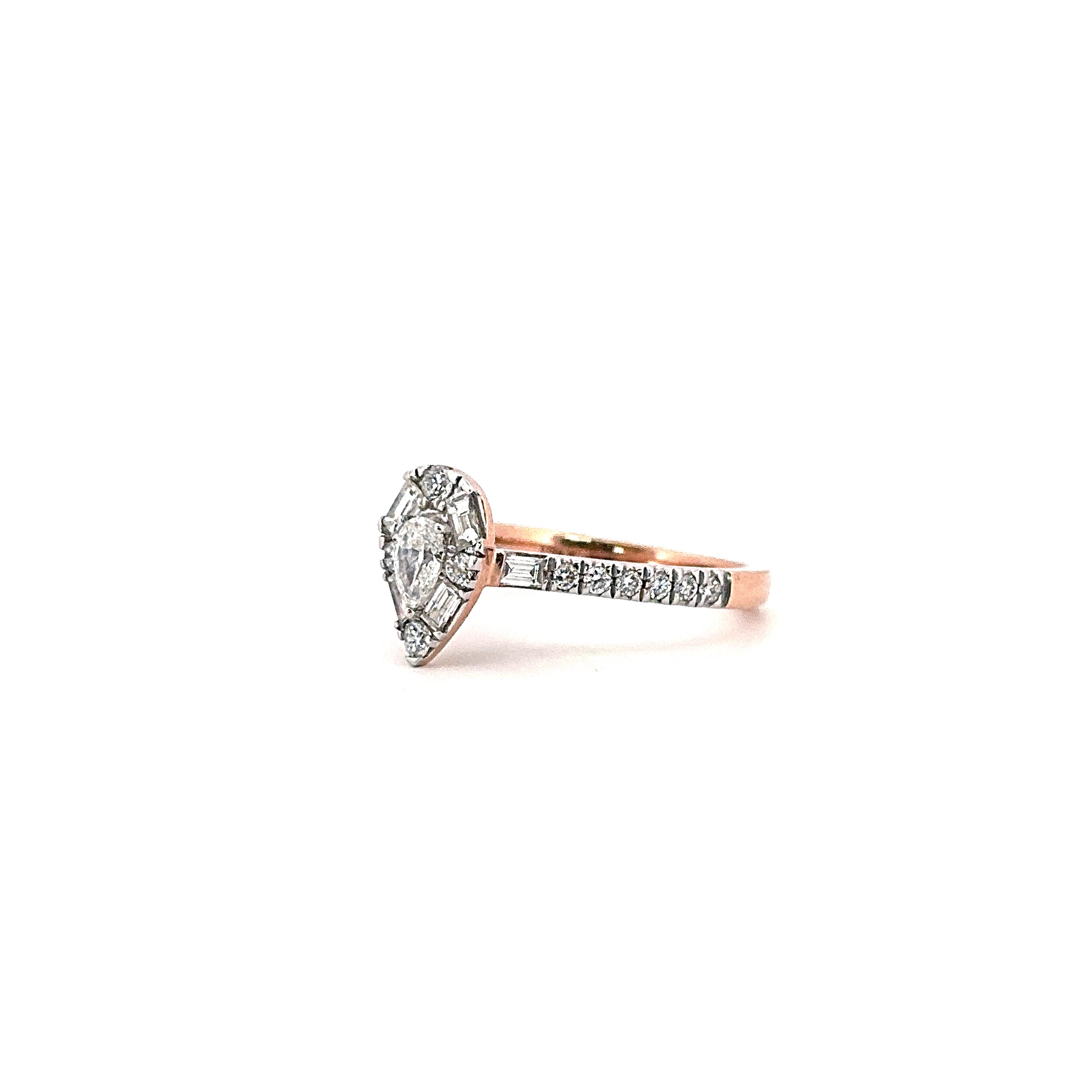 14 KT Rose Gold Pear Diamond 0.90CT