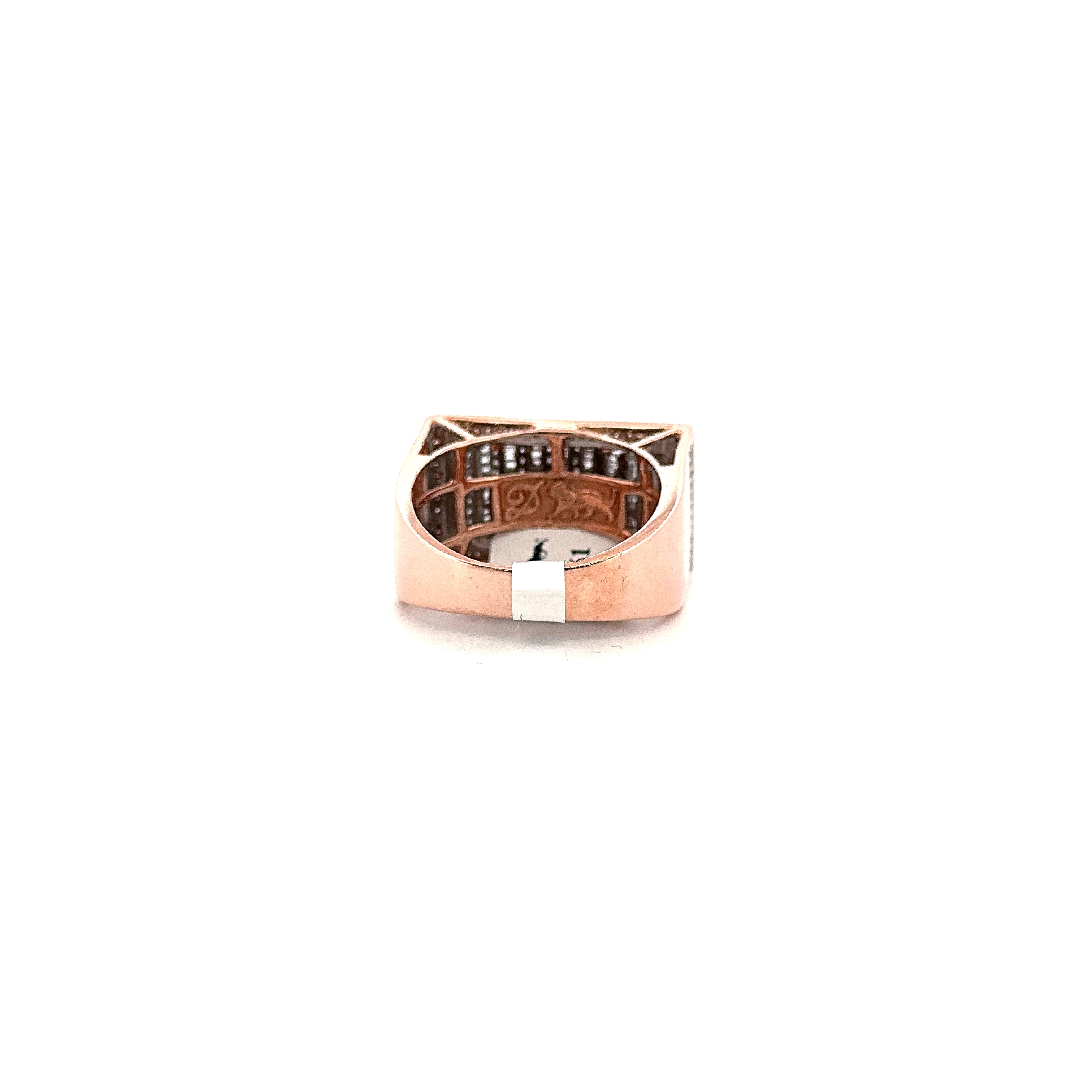 10KT Rose Gold Ring 0.95CTW