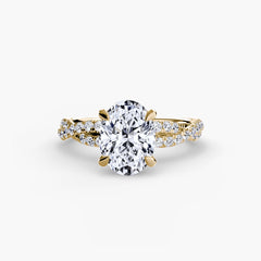 The Twisted Pavé Solitaire